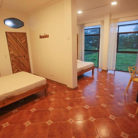 Hotel Pura Natura Beachfront Тортугеро Екстериор снимка